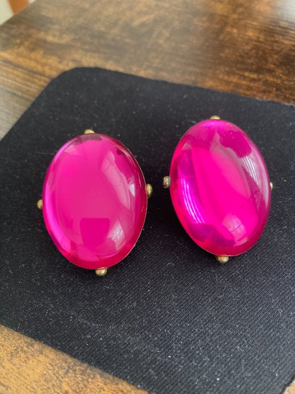 Vintage Large Hot Pink Lucite Clip Earrings Goldtone